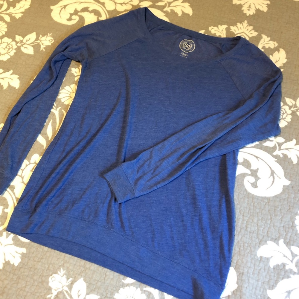 SOLD***Super soft long sleeve top! - Picture 1 of 4
